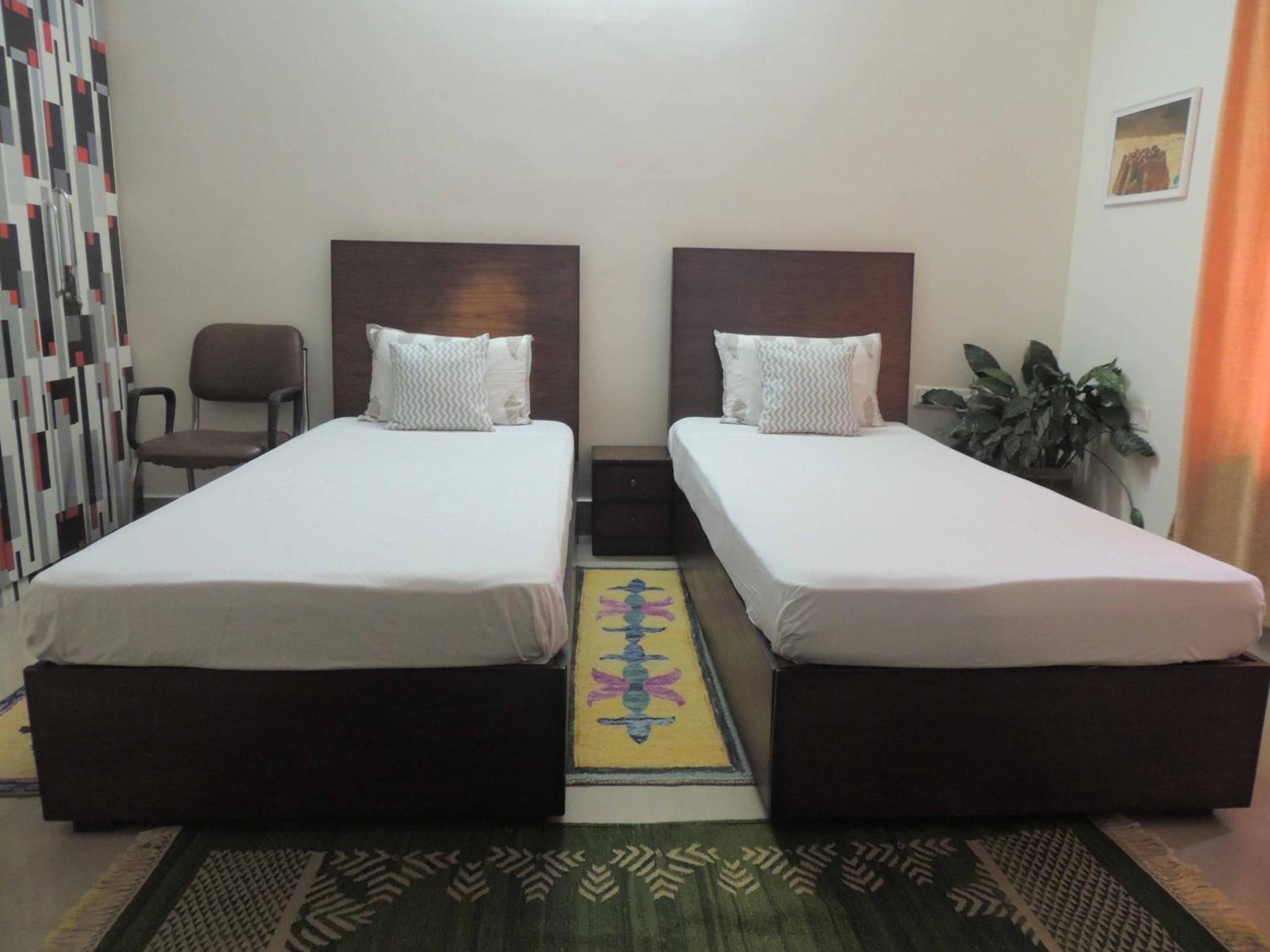 Sublime Homestay บูบันเนสชวาร์ ภายนอก รูปภาพ