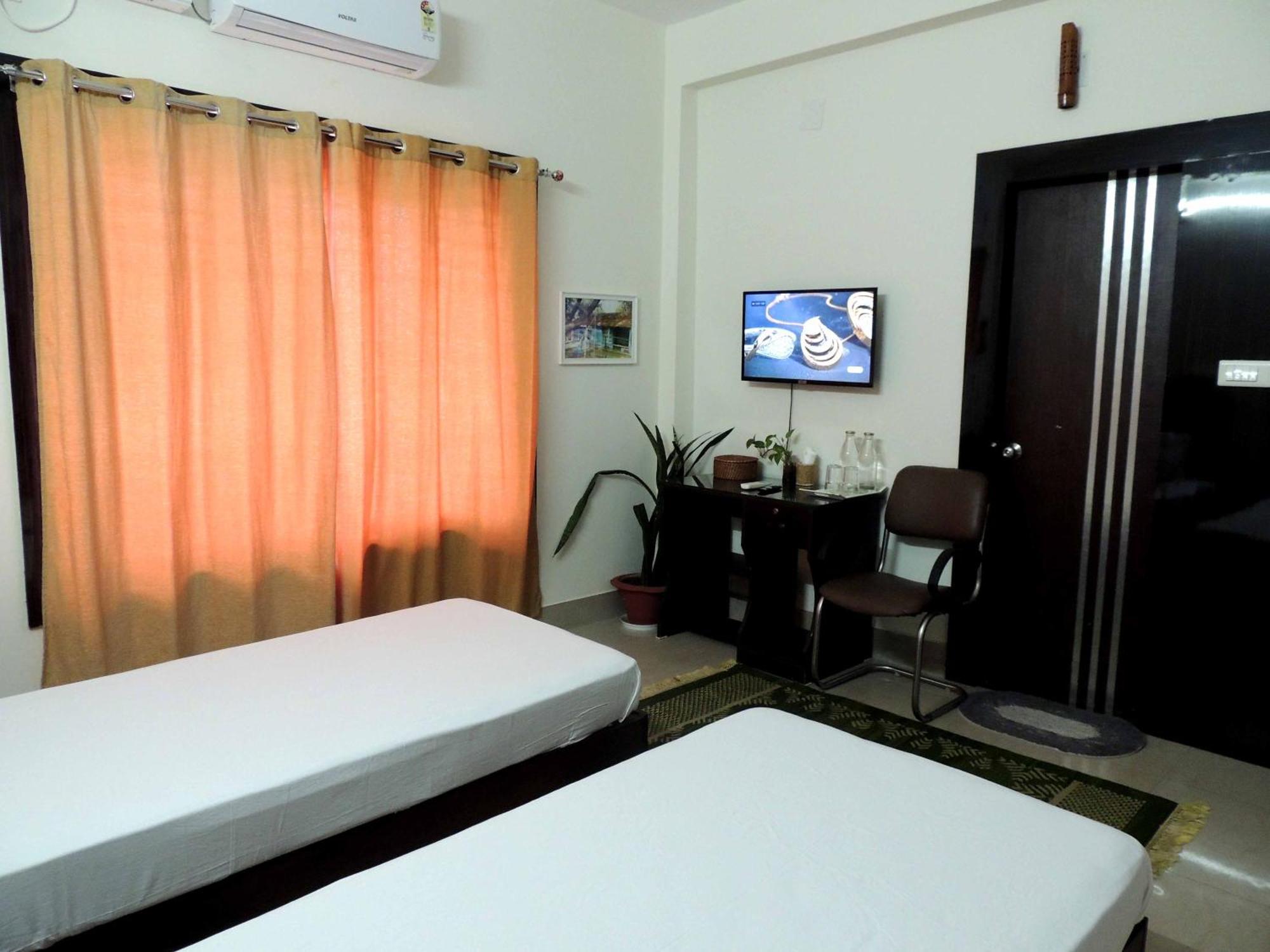 Sublime Homestay บูบันเนสชวาร์ ภายนอก รูปภาพ